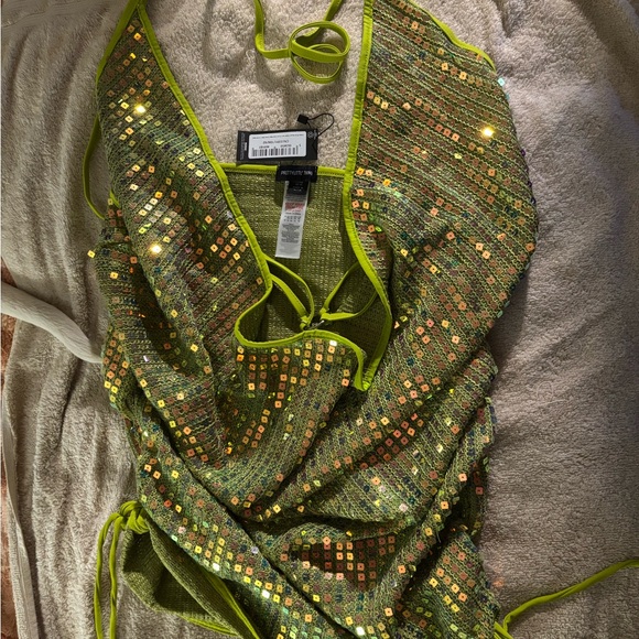 Green Sequin Halter Top - Picture 5 of 9